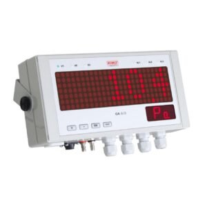 Sensor multifuncional com grande display eletroluminescente
CA 310